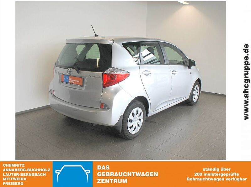 Toyota Verso S 1.33 VVT-i Life, KLima, RFK, Radio USB AUX, u.v. m.