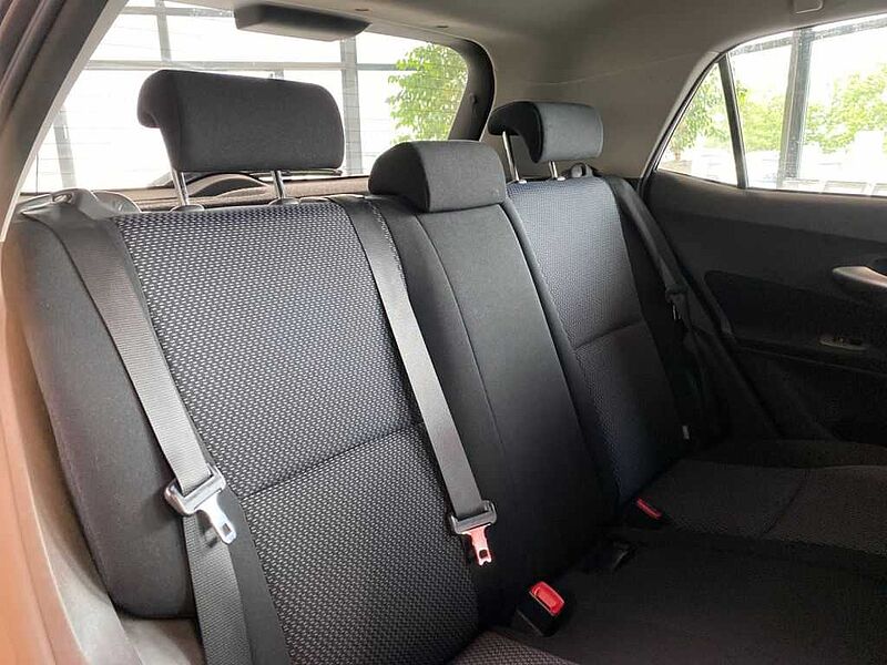 Toyota Auris 1.33 VVT-i Life+