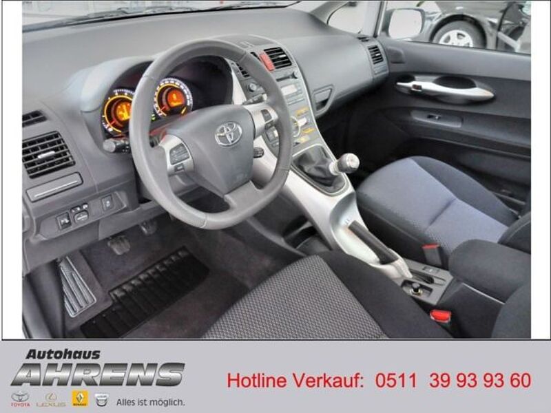 Toyota Auris 1.6 Life+ Klimaautomatik, Alu, Einparkhilf