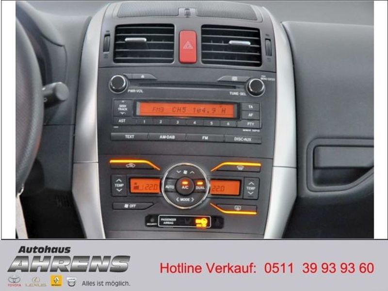 Toyota Auris 1.6 Life+ Klimaautomatik, Alu, Einparkhilf