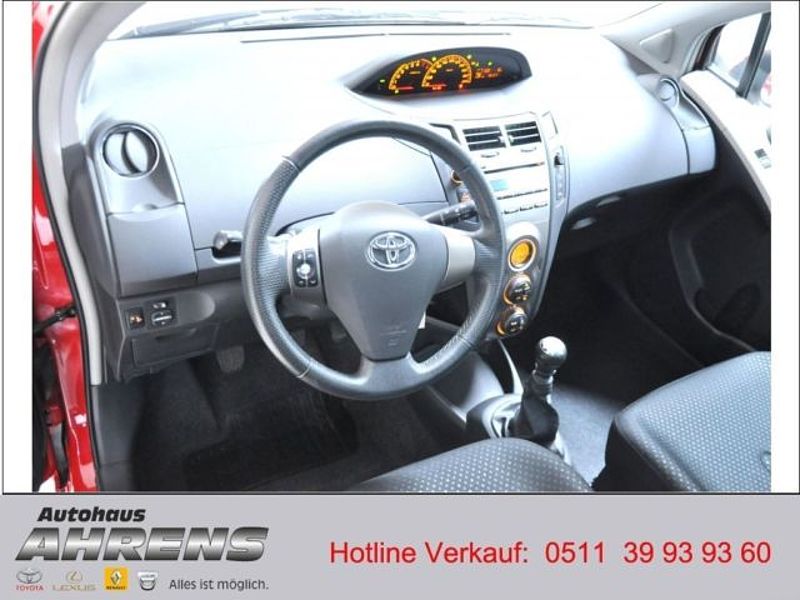 Toyota Yaris 1.33 Life, Klimaautomatik, Start-Stop Auto