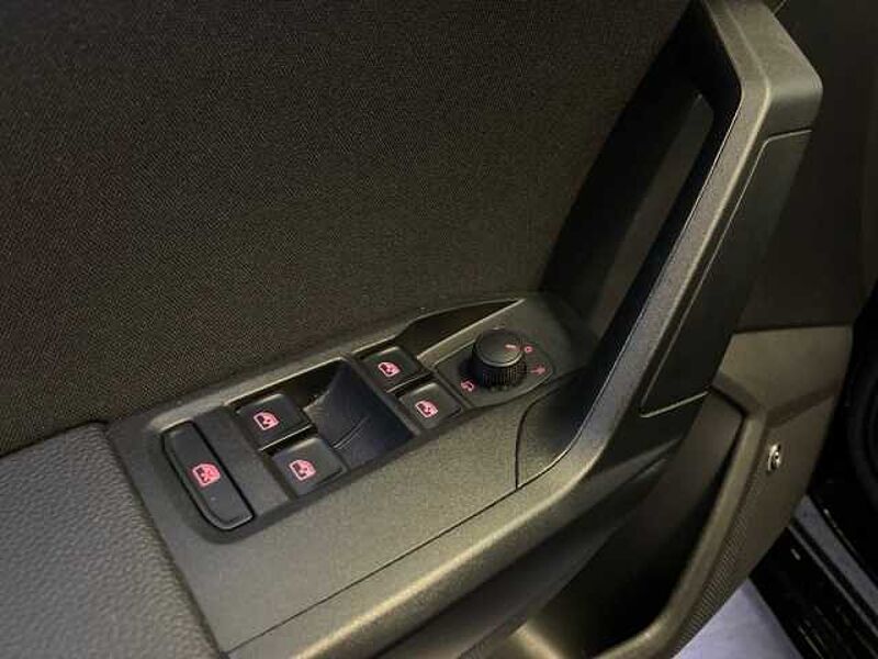 SEAT Ibiza 1.0TSI Xcellence LED Navi Kamera Beats Jahreswagen, bei C.  Thomsen GmbH Norderstedt