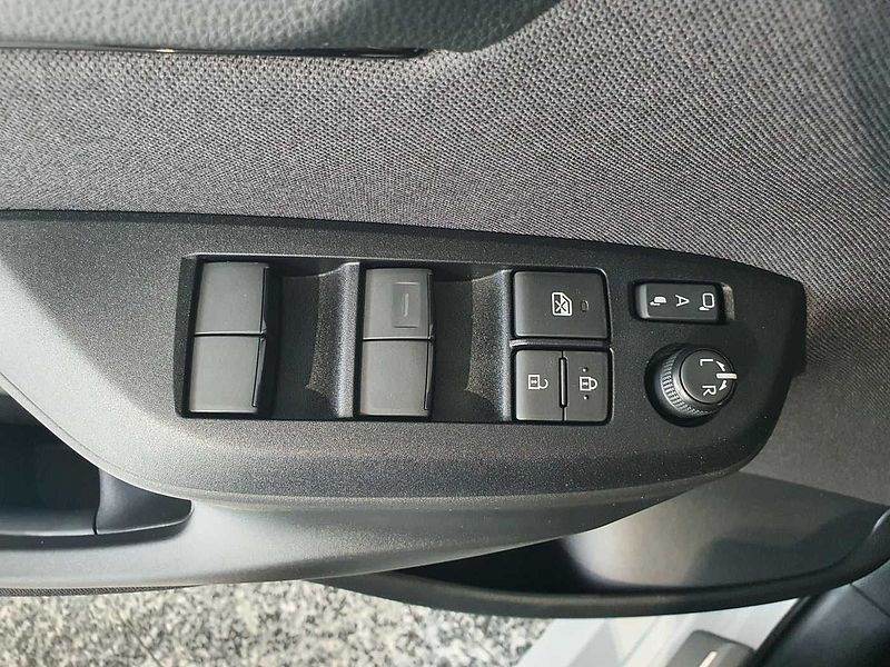 Toyota Yaris Hybrid 1.5 VVT-iE GR Sport Infotainment-Paket - Bi Tone Lackierung