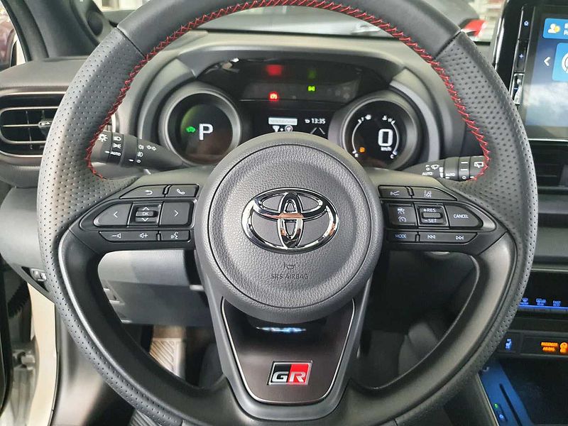 Toyota Yaris Hybrid 1.5 VVT-iE GR Sport Infotainment-Paket - Bi Tone Lackierung
